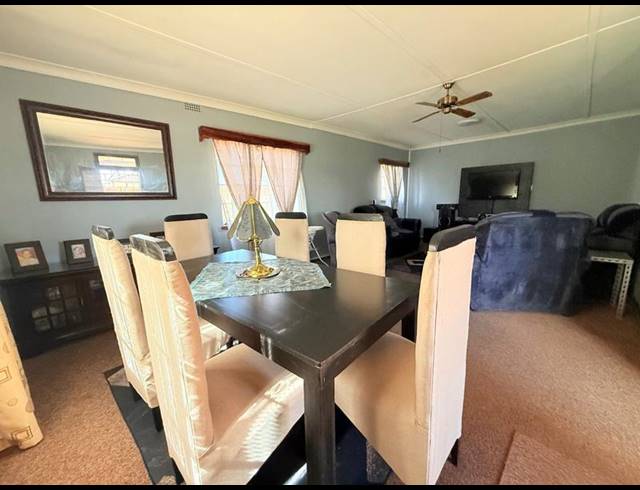 4 BEDROOM HOUSE FOR SALE IN VANDERBIJLPARK CW 6